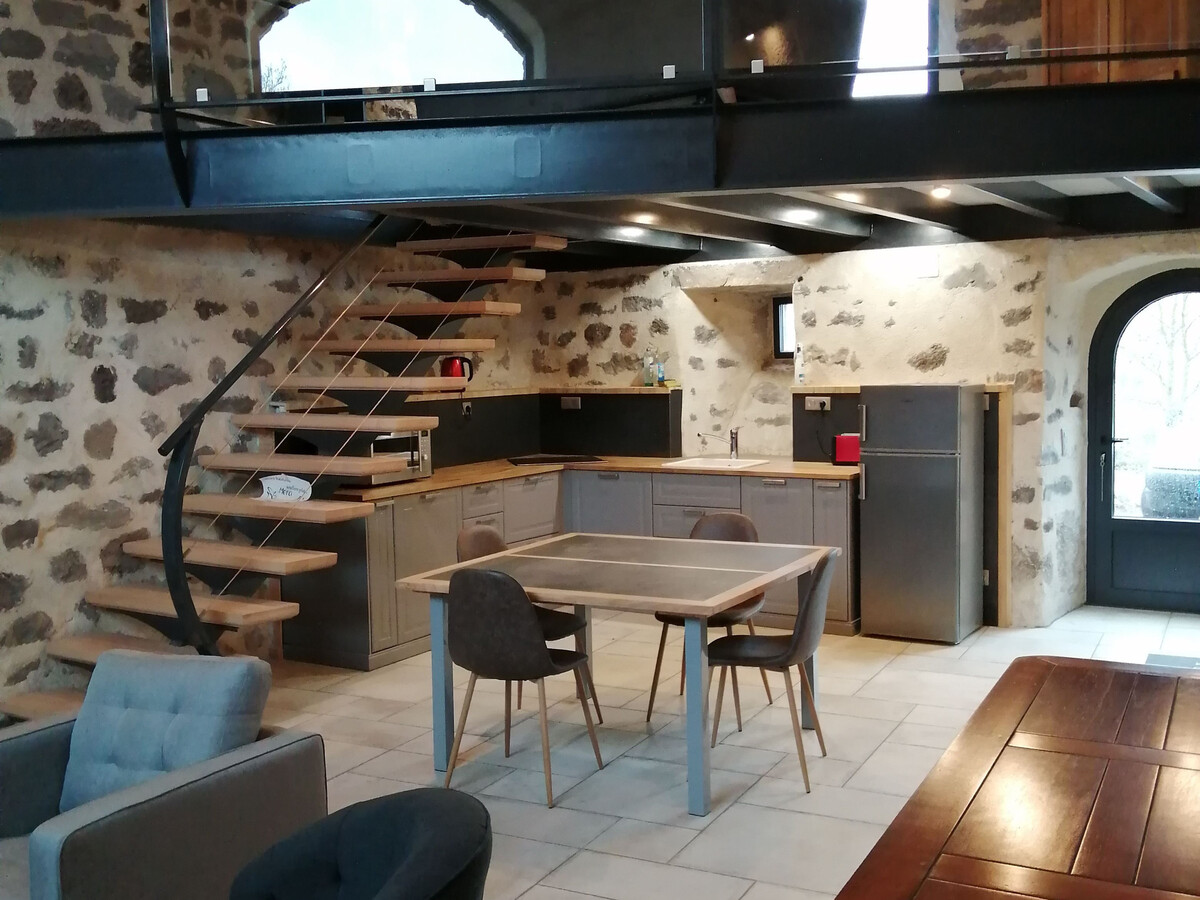 Gîte rénové 4 pers. à Arsac-en-Velay, portes du Puy - Photo 7