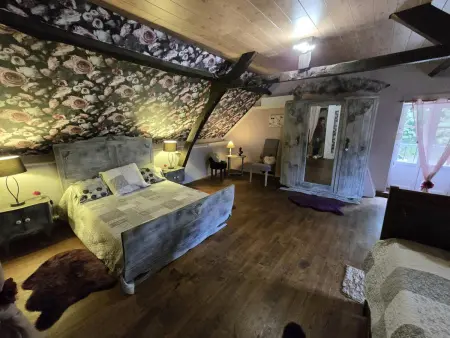 Maison de campagne proche de la Dordogne avec grand jardin et cheminée - Photo 10