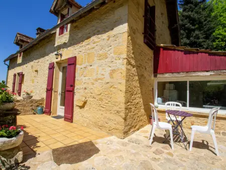 Maison de campagne proche de la Dordogne avec grand jardin et cheminée - Photo 13