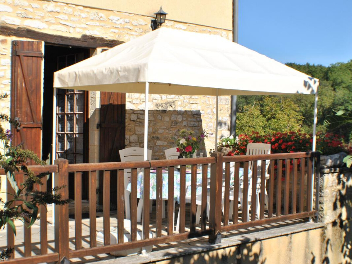 Gîte 6 personnes Périgord Noir, cheminée et jardin clos - Photo 9