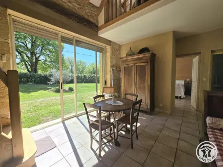 Gîte 6 personnes Lalinde - Maison avec cheminée et grand jardin clos : photo 10
