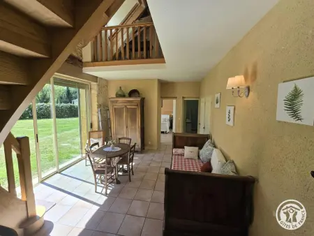 Gîte 6 personnes Lalinde - Maison avec cheminée et grand jardin clos : photo 11