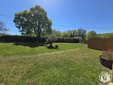 Gîte 6 personnes Lalinde - Maison avec cheminée et grand jardin clos : photo 24