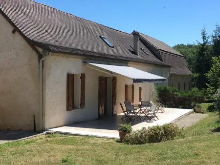 Gîte 6 personnes Lalinde - Maison avec cheminée et grand jardin clos : photo 25