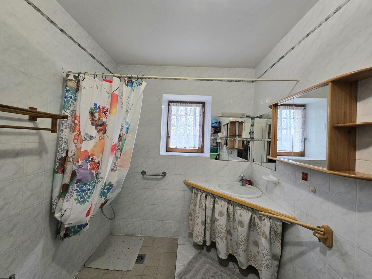 Gîte en pierre rénovée avec cheminée à Mazeyrolles - Photo 14