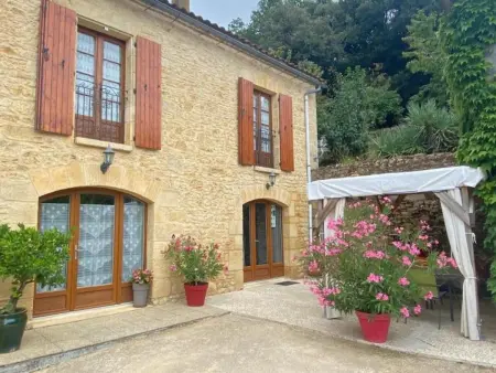 Maison en Pierre Rénovée 4 Pers avec Jardin et Terrasse, Proche Dordogne - Photo 16