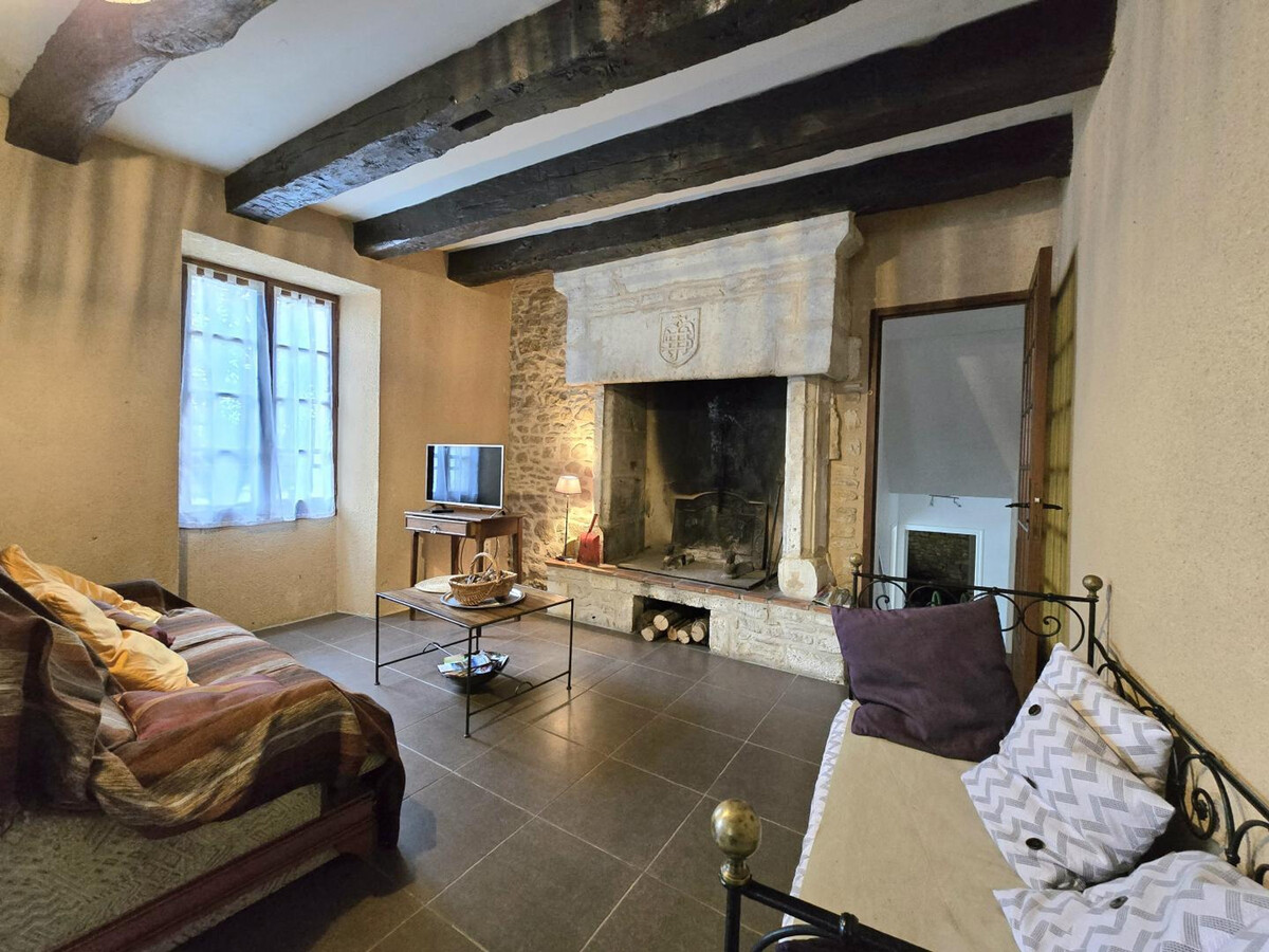 Gîte 5 personnes avec cheminée et terrain clos au Périgord - Photo 2