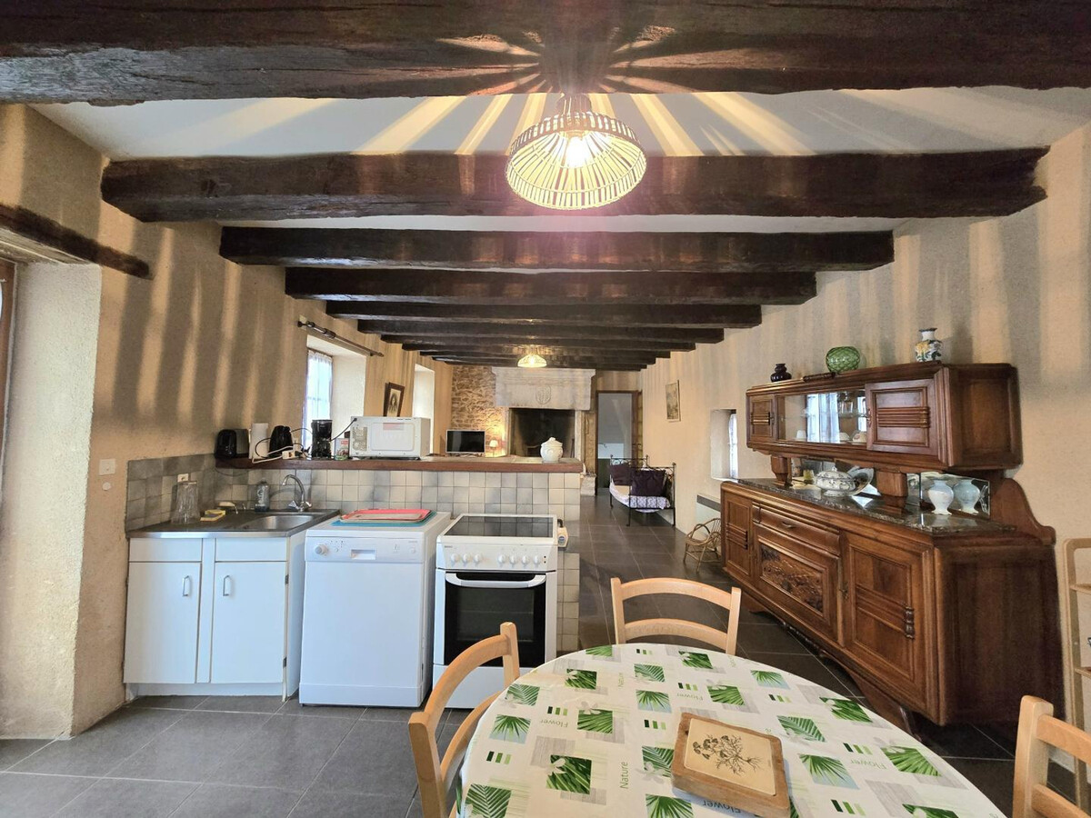Gîte 5 personnes avec cheminée et terrain clos au Périgord - Photo 4