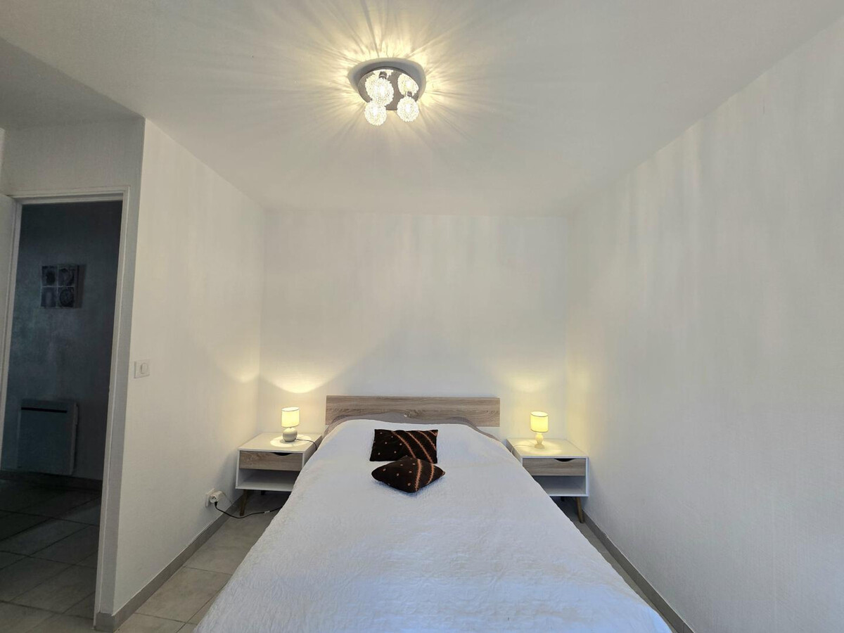 Gîte 5 personnes avec cheminée et terrain clos au Périgord - Photo 8