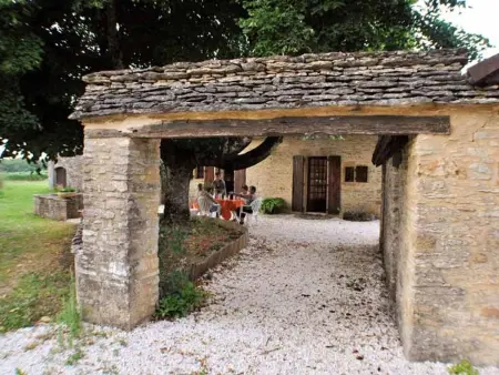 Gîte campagne 4 pers. avec cheminée à Archignac : photo 2