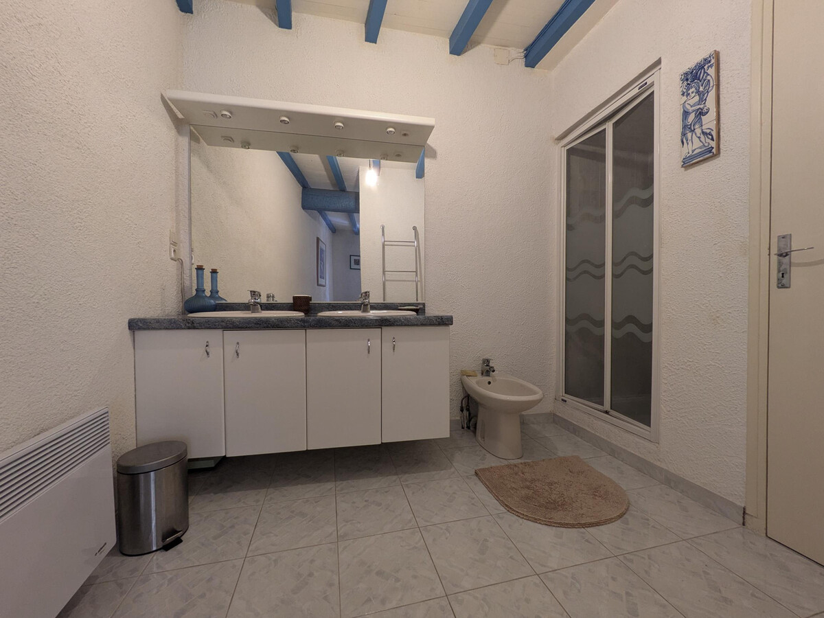 Maison de village 3 niveaux à 100m de la plage - Photo 8