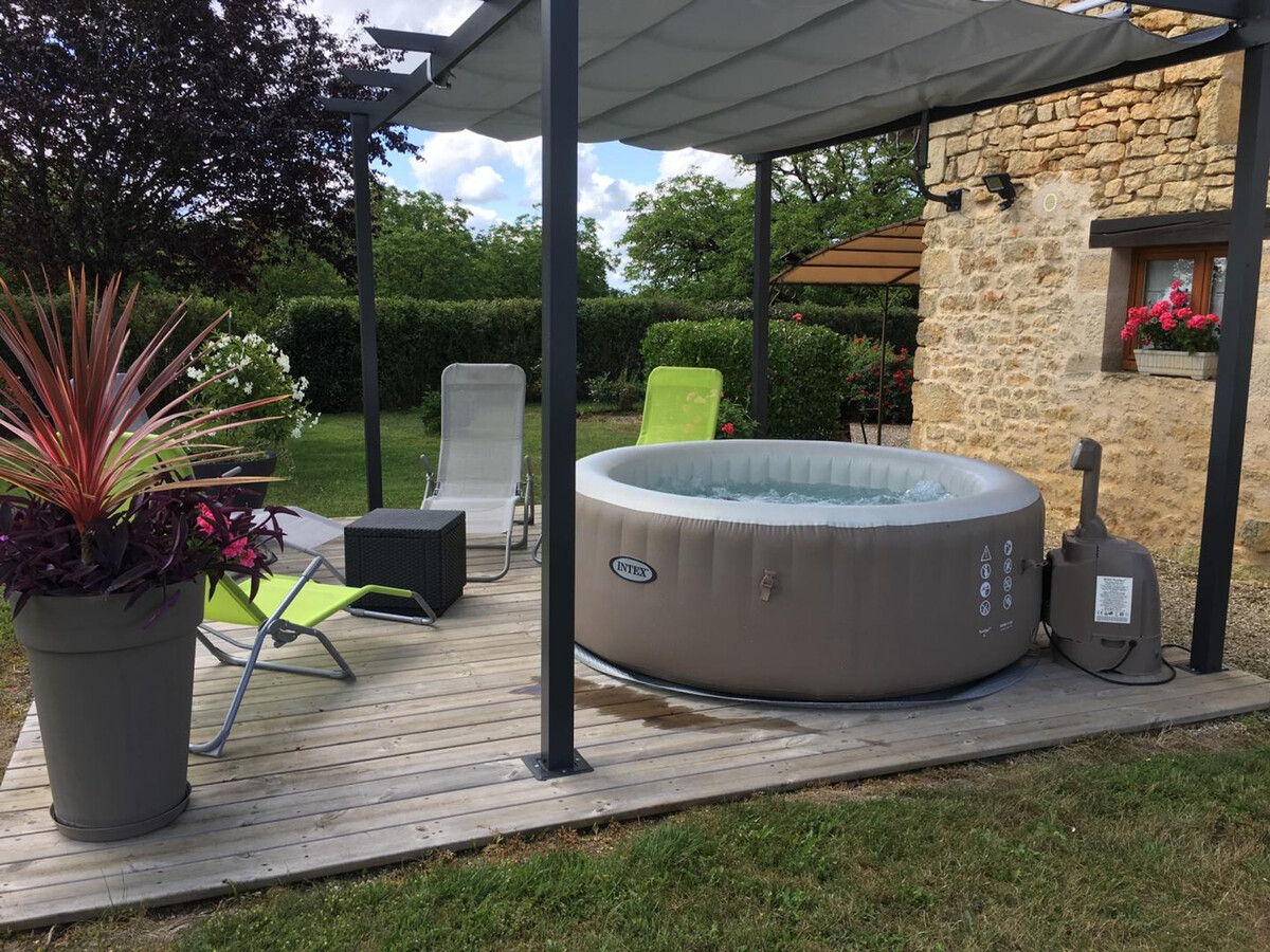 Gîte périgourdien 4 pers. avec spa et jardin clos - Photo 1