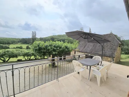 Charmante maison individuelle avec terrasse et BBQ en Dordogne, animaux acceptés - Photo 3