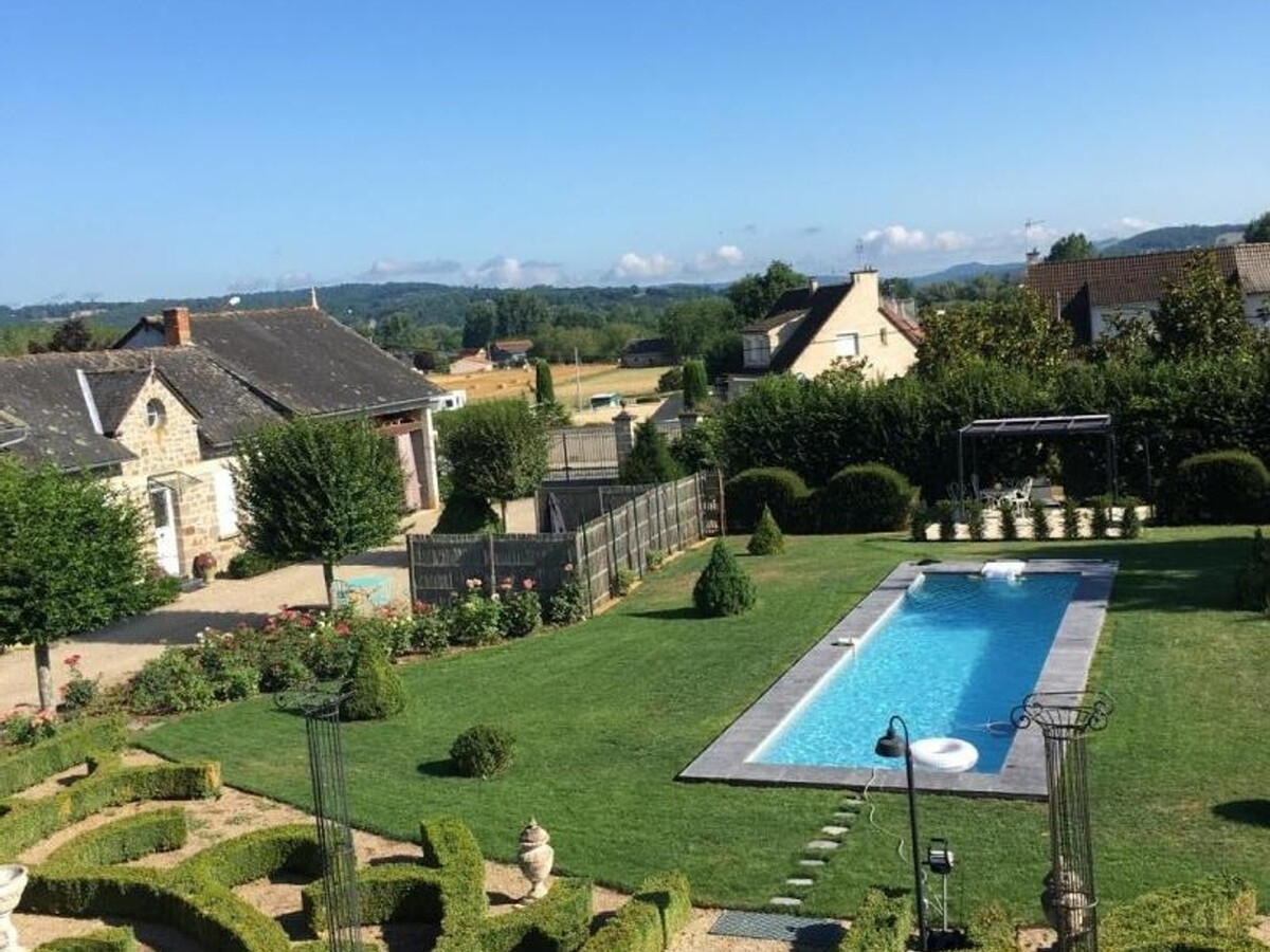 Gîte mitoyenne XIXe avec piscine et 1,5 ha à Pazayac - Photo 1