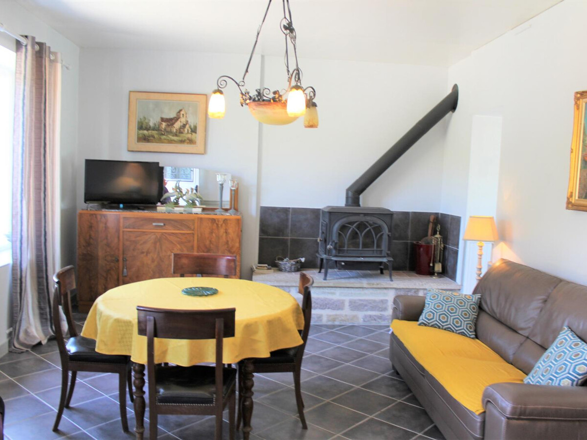 Gîte mitoyenne XIXe avec piscine et 1,5 ha à Pazayac - Photo 4