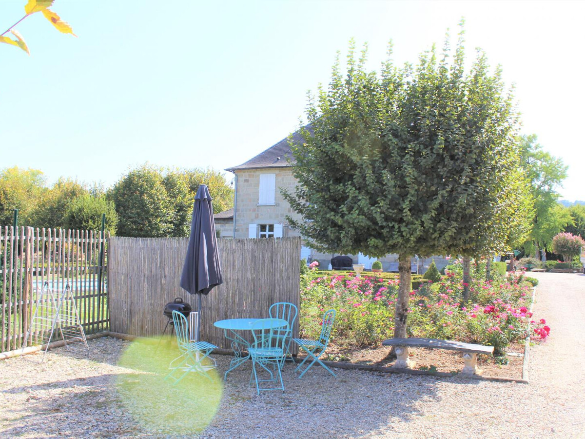 Gîte mitoyenne XIXe avec piscine et 1,5 ha à Pazayac - Photo 13