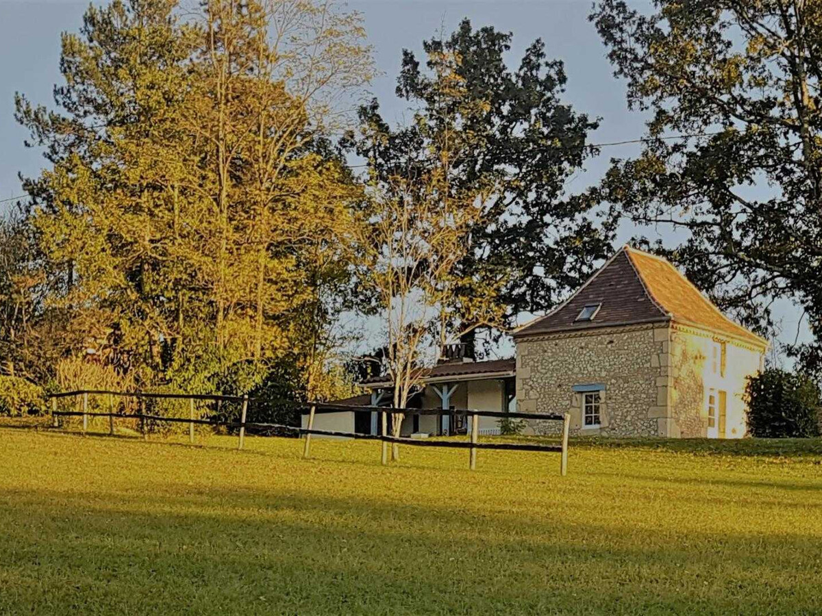 Gîte périgourdine avec jacuzzi et jardin 4000 m² - Photo 18
