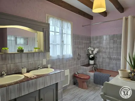 Le Chant des Oiseaux, Gîte 8 pers. Piscine Privée : photo 13