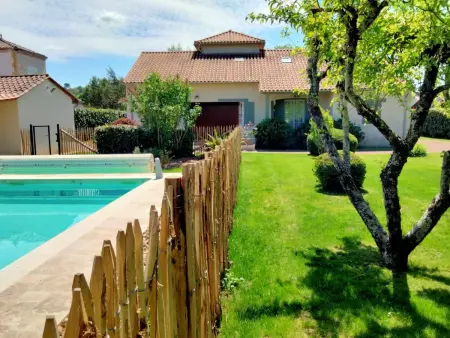 Le Chant des Oiseaux, Gîte 8 pers. Piscine Privée : photo 22
