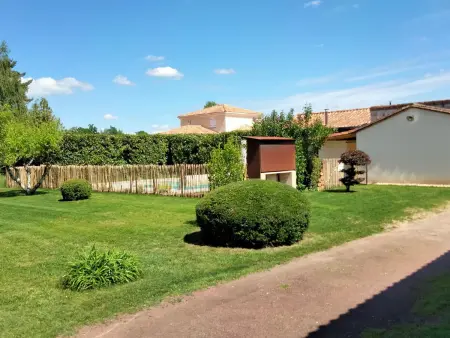 Le Chant des Oiseaux, Gîte 8 pers. Piscine Privée : photo 26