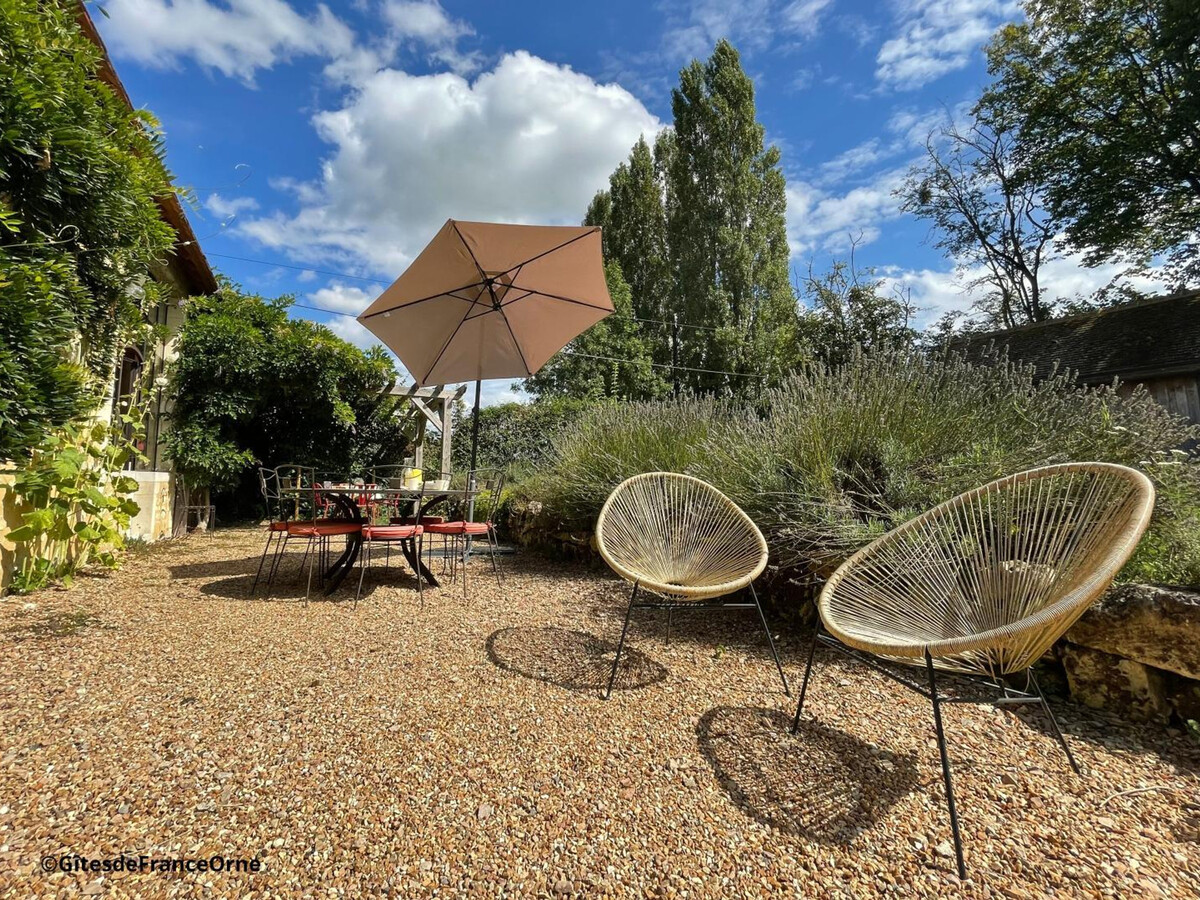 Maison percheronne 8 pers., jardin 500 m² et étang - Photo 2