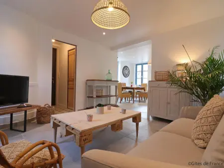 Maison lumineuse au cœur du Sap, jardin et jeux pour enfants - Photo 3