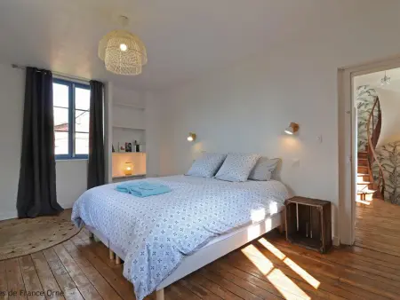 Maison lumineuse au cœur du Sap, jardin et jeux pour enfants - Photo 6