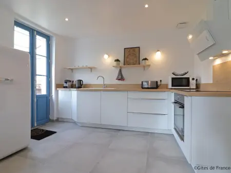 Maison lumineuse au cœur du Sap, jardin et jeux pour enfants - Photo 10