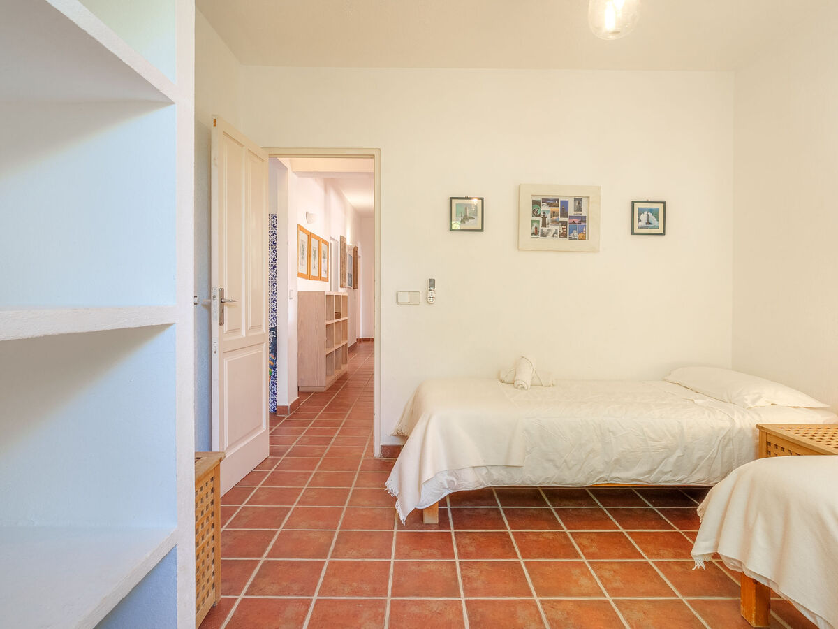 Villa Rubi – San Ferran, mer à 150 m, piscine et jardin 1 000 m² - Photo 21