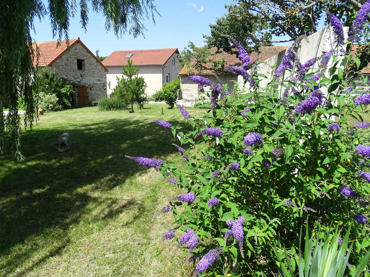 Gîte « Verger du Pas de la Sioule » avec spa et jardin - Photo 5