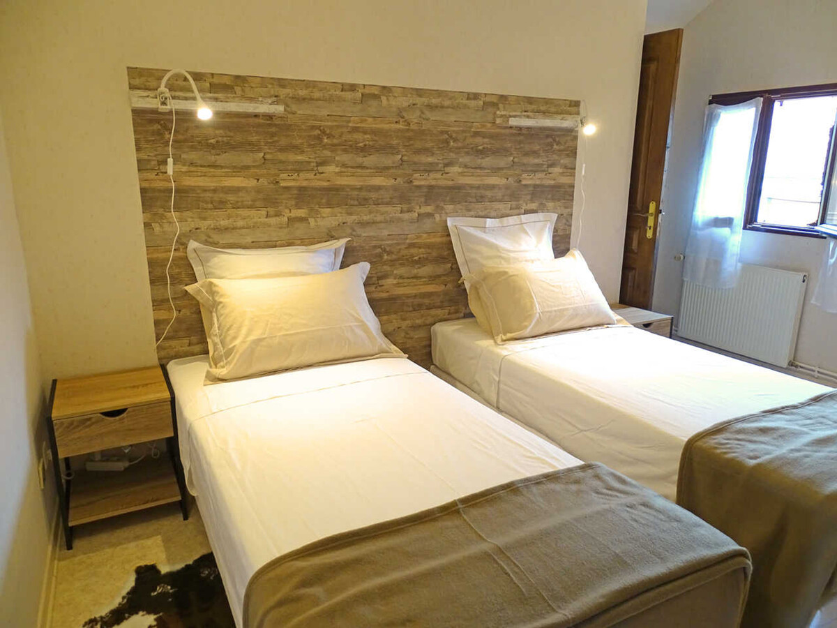 Gîte « Verger du Pas de la Sioule » avec spa et jardin - Photo 19