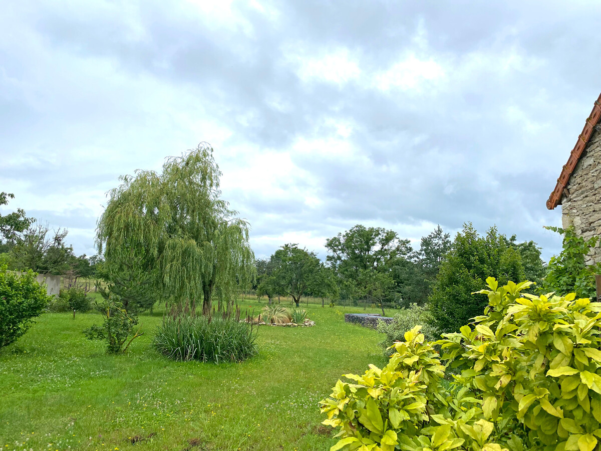 Gîte « Verger du Pas de la Sioule » avec spa et jardin - Photo 28