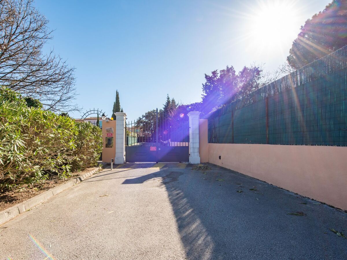 Lou Cepoun, maison 2 chambres avec piscine à Cogolin - Photo 24