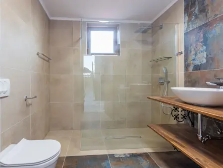 Villa Julia à Buje : maison 8 pers. piscine privée : photo 24