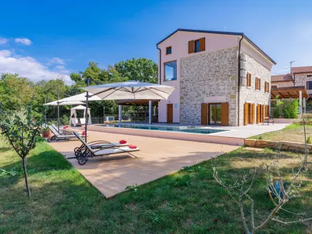 Villa Julia à Buje : maison 8 pers. piscine privée : photo 35