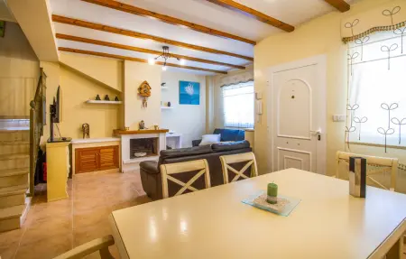 Lovely Home with swimming pool, Maison 4 personnes à Santa Pola - Photo 4