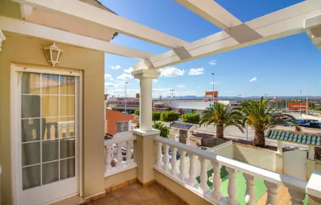 Lovely Home with swimming pool, Maison 4 personnes à Santa Pola - Photo 6