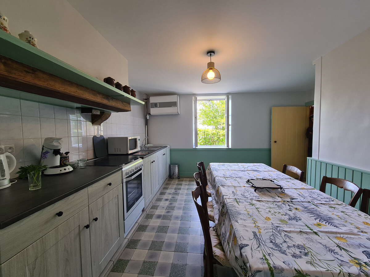 Fermette avec étang privé à Aigurande - Photo 15