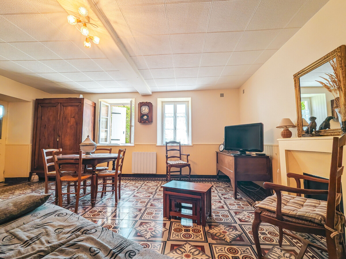 Fermette avec étang privé à Aigurande - Photo 17