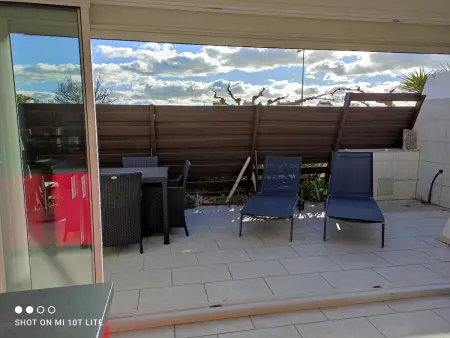 Location villa à Cap d'Agde naturisme, Villa Climatisée Proche Plage avec Terrasse et Parking Privé