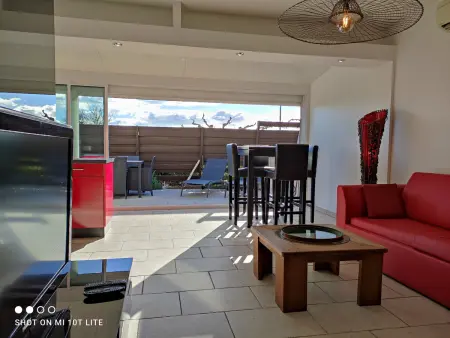 Villa Climatisée Proche Plage avec Terrasse et Parking Privé - Photo 2