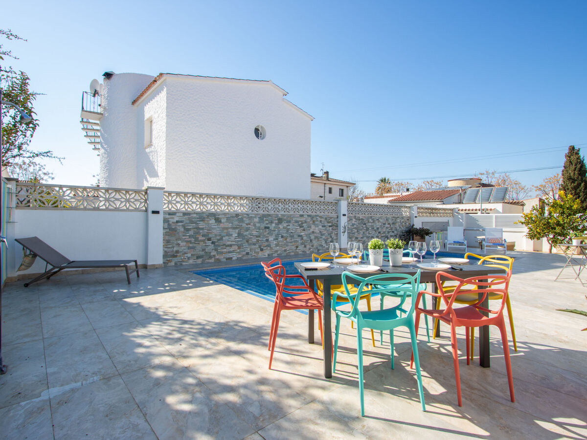 Filisa, maison moderne 3 chambres avec piscine à Empuriabrava - Photo 23