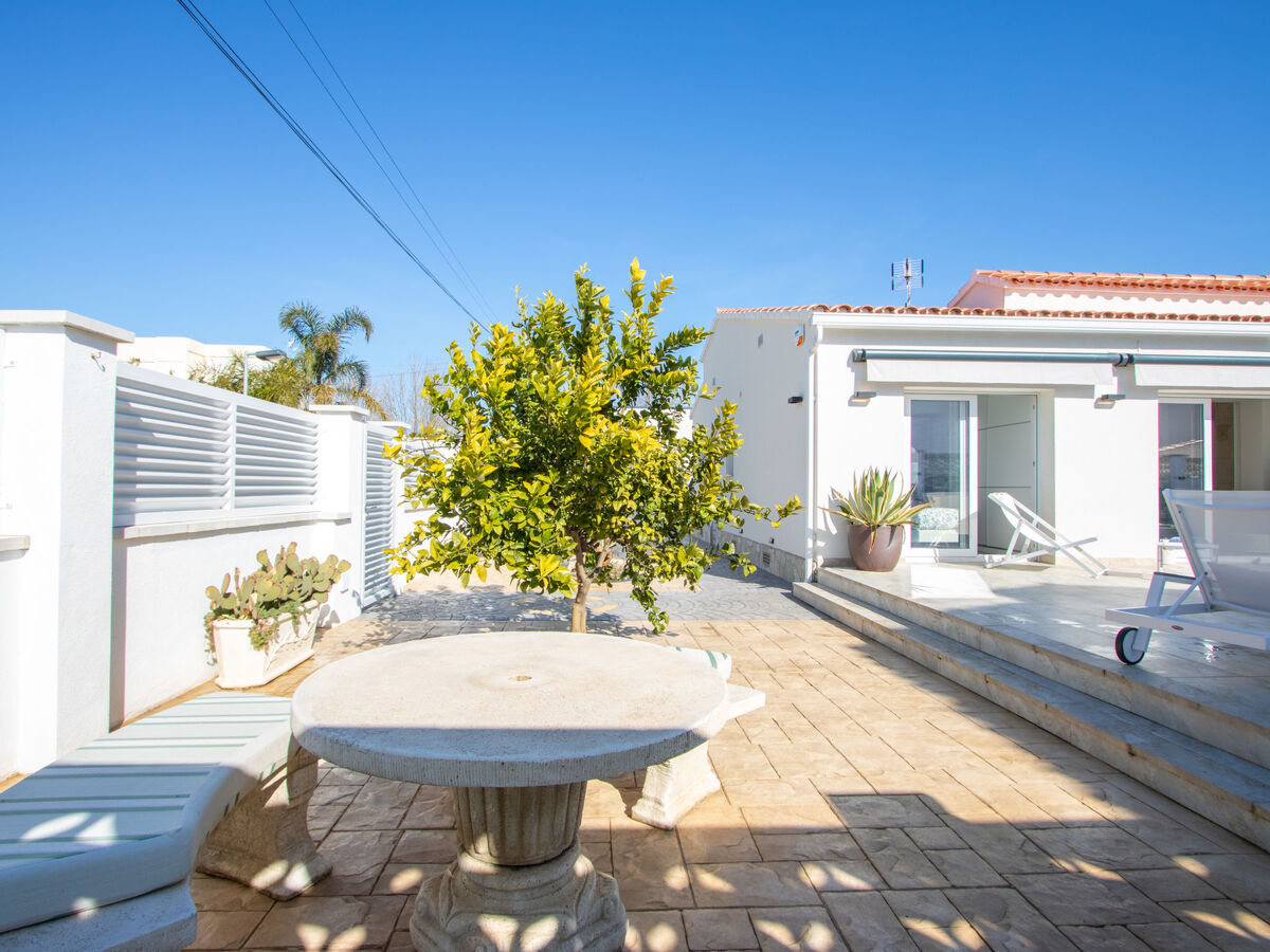 Filisa, maison moderne 3 chambres avec piscine à Empuriabrava - Photo 30