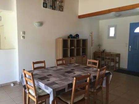 Maison neuve avec jardin, plage à 1.5km, animaux acceptés, équipements familiaux et sportifs - Photo 16