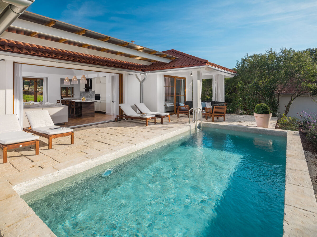 Villa Porto Bus : maison pieds dans l'eau à Rovinj - Photo 1
