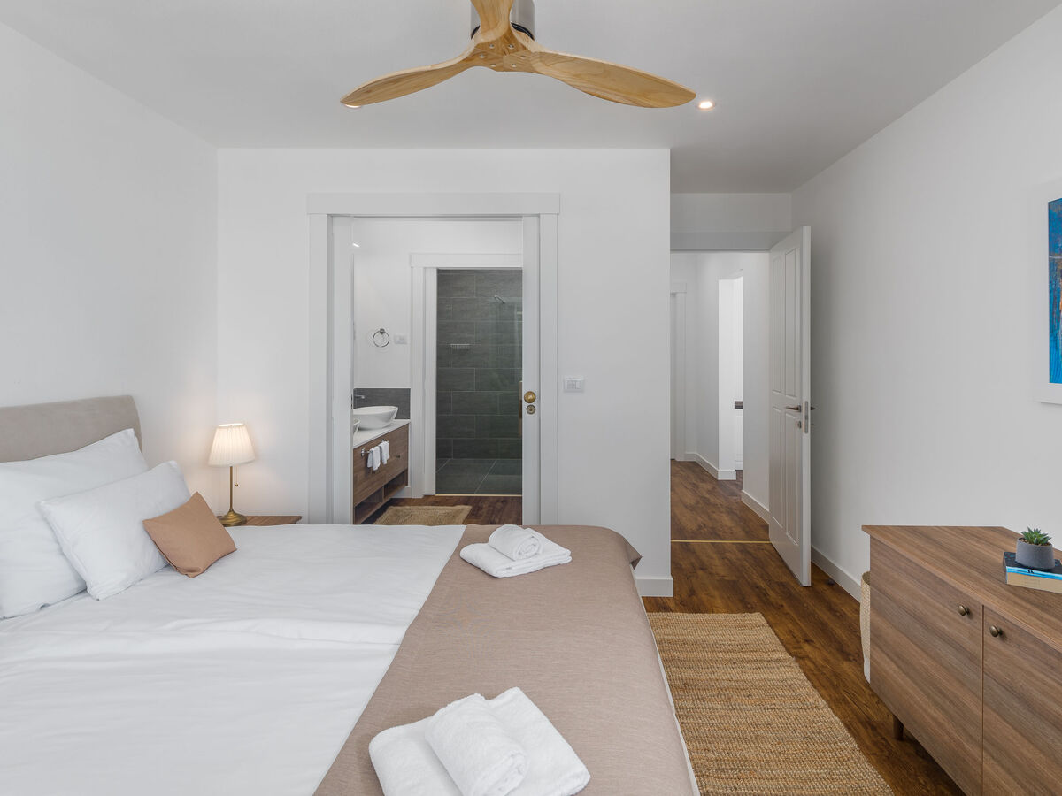 Villa Porto Bus : maison pieds dans l'eau à Rovinj - Photo 4