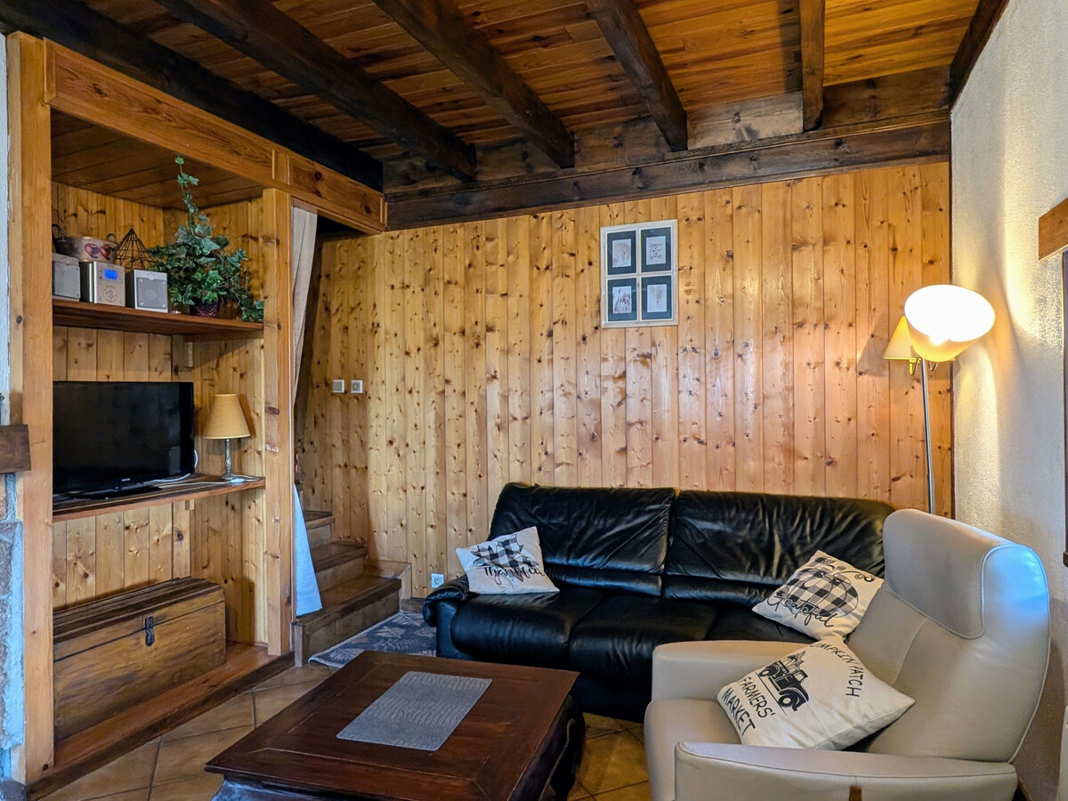 Maison XVIIIe sur le chemin St-Jacques à Bains - Photo 3