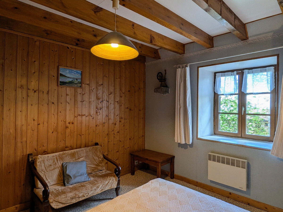 Maison XVIIIe sur le chemin St-Jacques à Bains - Photo 6