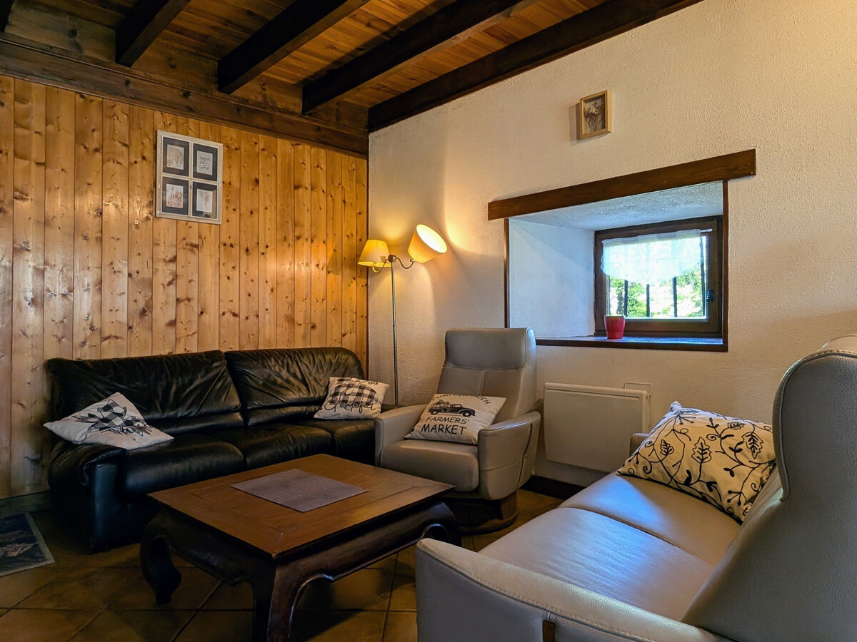 Maison XVIIIe sur le chemin St-Jacques à Bains - Photo 12