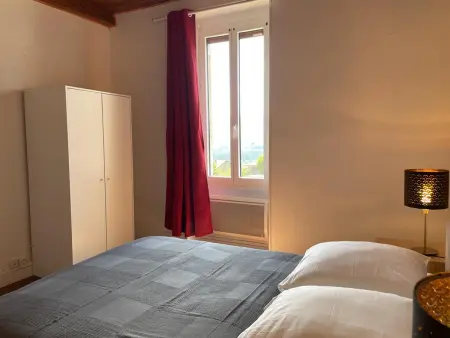 Maison moderne à La Chabanne avec jardin et animaux admis - Photo 7